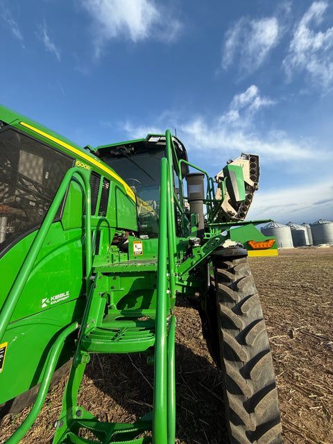 2023 John Deere 600R Spreader 545 HRS