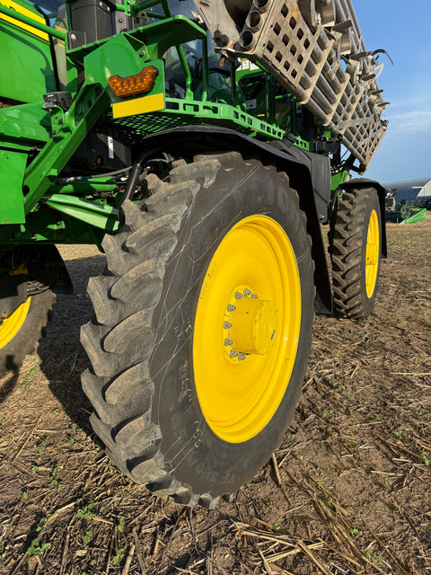 2023 John Deere 600R Spreader 545 HRS