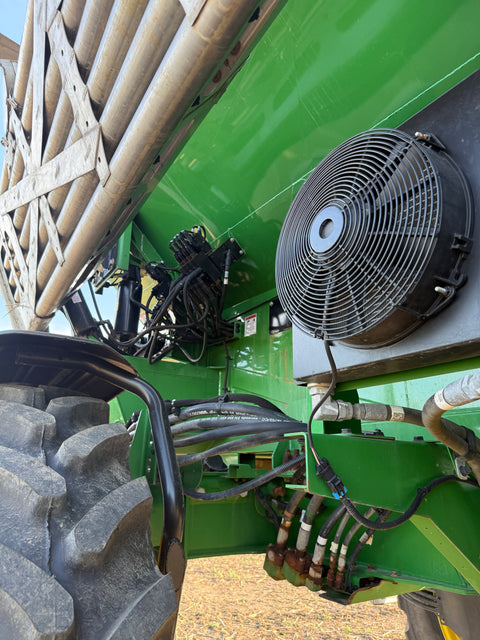 2023 John Deere 600R Spreader 545 HRS