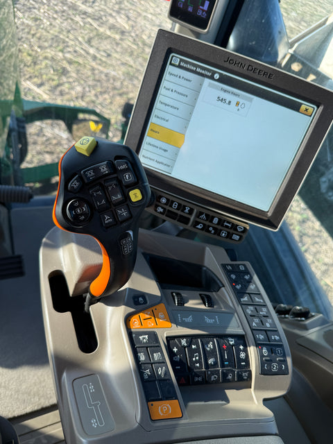 2023 John Deere 600R Spreader 545 HRS