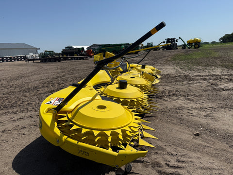 2023 John Deere 772 Forage Harvester Head