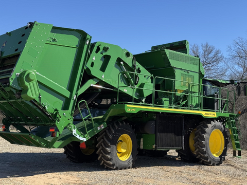 2023 JOHN DEERE CS770 COTTON STRIPPER 69 FAN HOURS