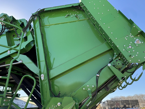 2023 JOHN DEERE CS770 COTTON STRIPPER 69 FAN HOURS