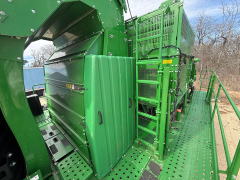 2023 JOHN DEERE CS770 COTTON STRIPPER 69 FAN HOURS