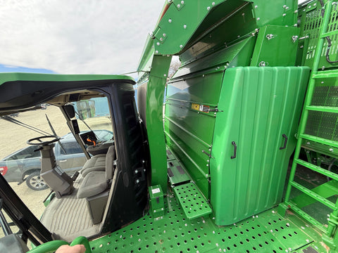 2023 JOHN DEERE CS770 COTTON STRIPPER 69 FAN HOURS