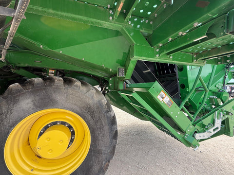 2023 JOHN DEERE CS770 COTTON STRIPPER 69 FAN HOURS