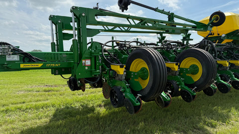 2023 John Deere 1775NT no-till planter (2500ac New Discs)
