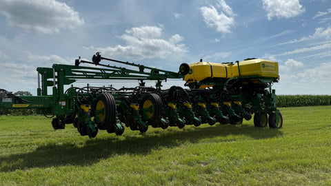 2023 John Deere 1775NT no-till planter (2500ac New Discs)