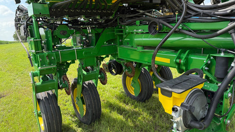 2023 John Deere 1775NT no-till planter (2500ac New Discs)