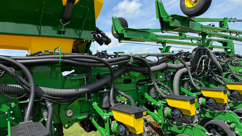 2023 John Deere 1775NT no-till planter (2500ac New Discs)