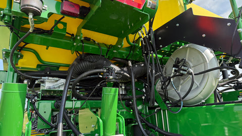 2023 John Deere 1775NT no-till planter (2500ac New Discs)