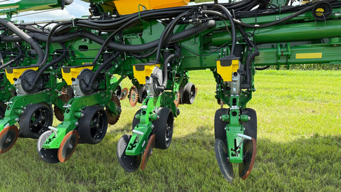 2023 John Deere 1775NT no-till planter (2500ac New Discs)
