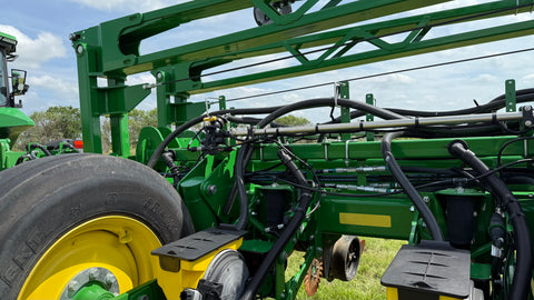 2023 John Deere 1775NT no-till planter (2500ac New Discs)