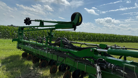 2023 John Deere 1775NT no-till planter (2500ac New Discs)