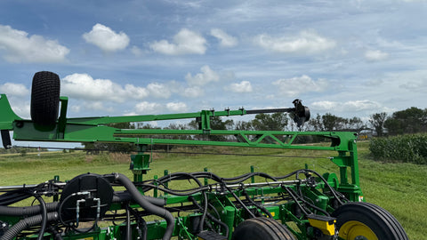 2023 John Deere 1775NT no-till planter (2500ac New Discs)