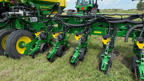 2023 John Deere 1775NT no-till planter (2500ac New Discs)