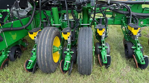 2023 John Deere 1775NT no-till planter (2500ac New Discs)