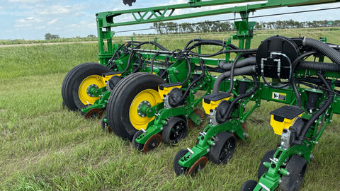 2023 John Deere 1775NT no-till planter (2500ac New Discs)