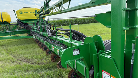 2023 John Deere 1775NT no-till planter (2500ac New Discs)