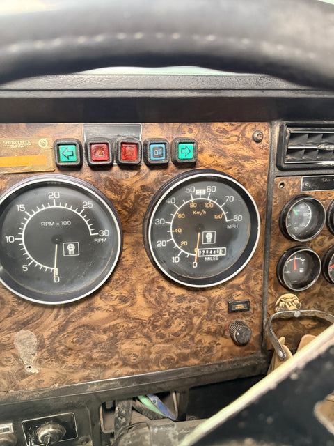 1989 Kenworth T600 889k Miles