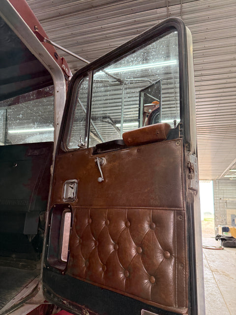 1989 Kenworth T600 889k Miles