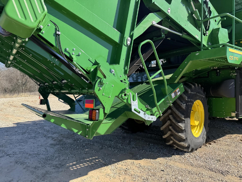 2023 JOHN DEERE CS770 COTTON STRIPPER 69 FAN HOURS