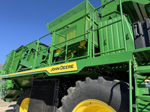 2023 JOHN DEERE CS770 COTTON STRIPPER 69 FAN HOURS